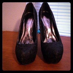Black sparkle high heels